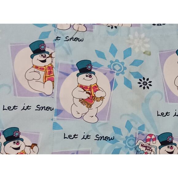 Frosty the Snowman Unisex Scrub Top with Front Pockets Size 2X polyester/cotton - Picture 7 of 9